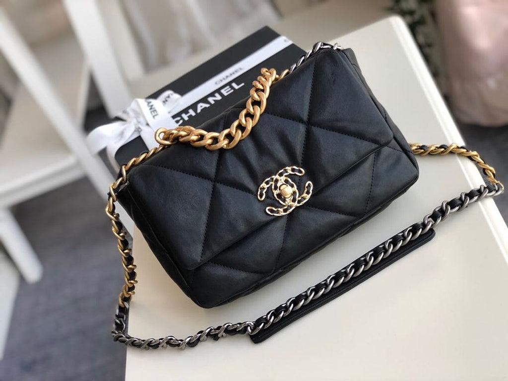 CHL -  19 HandBag Black For Women 10.1in/26LO AS1160