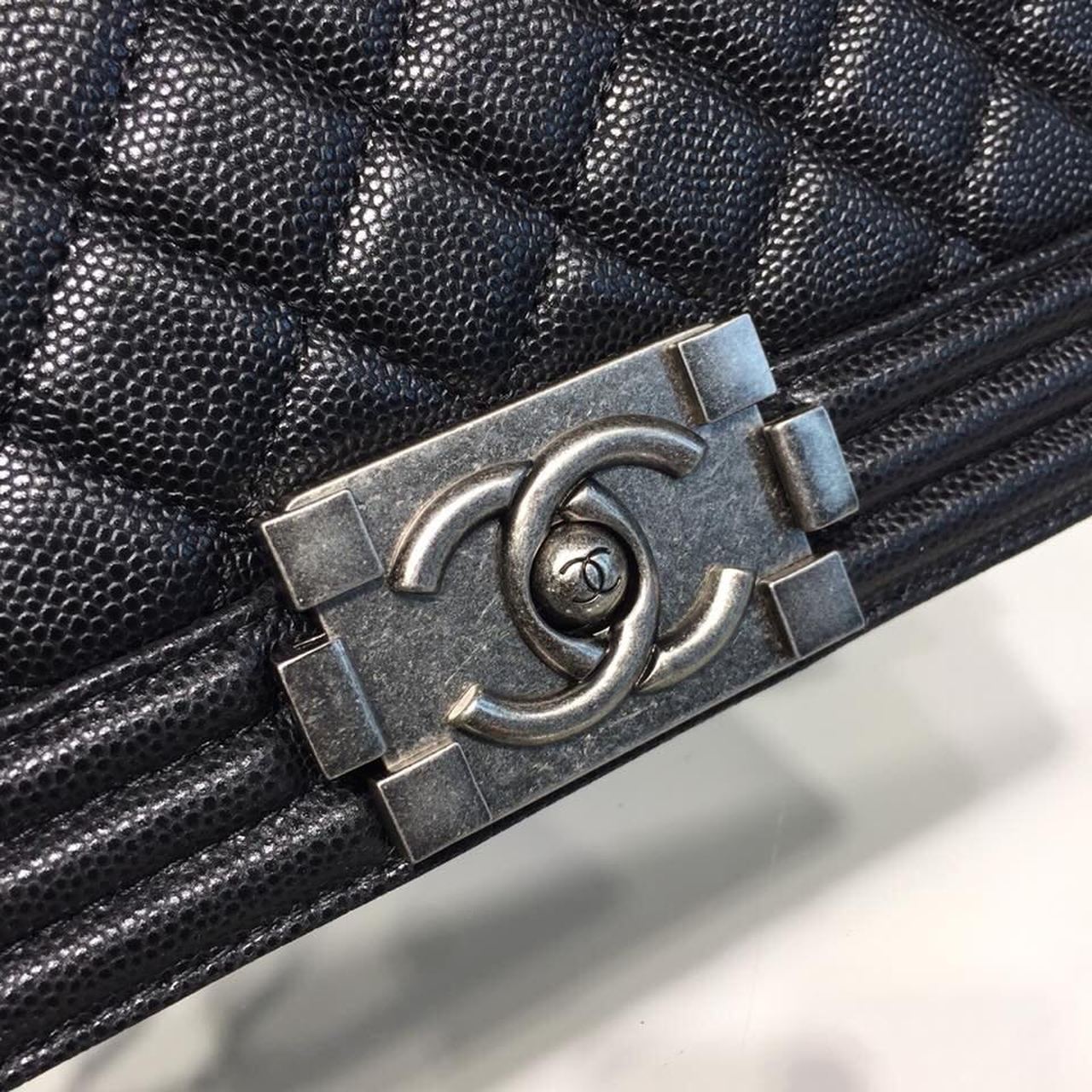 CHL -  Boy Handbag SilLusso Official - Hardware Black For Women Handbags, Shoulder And Crossbody Bags 9.8in/25LO A67086