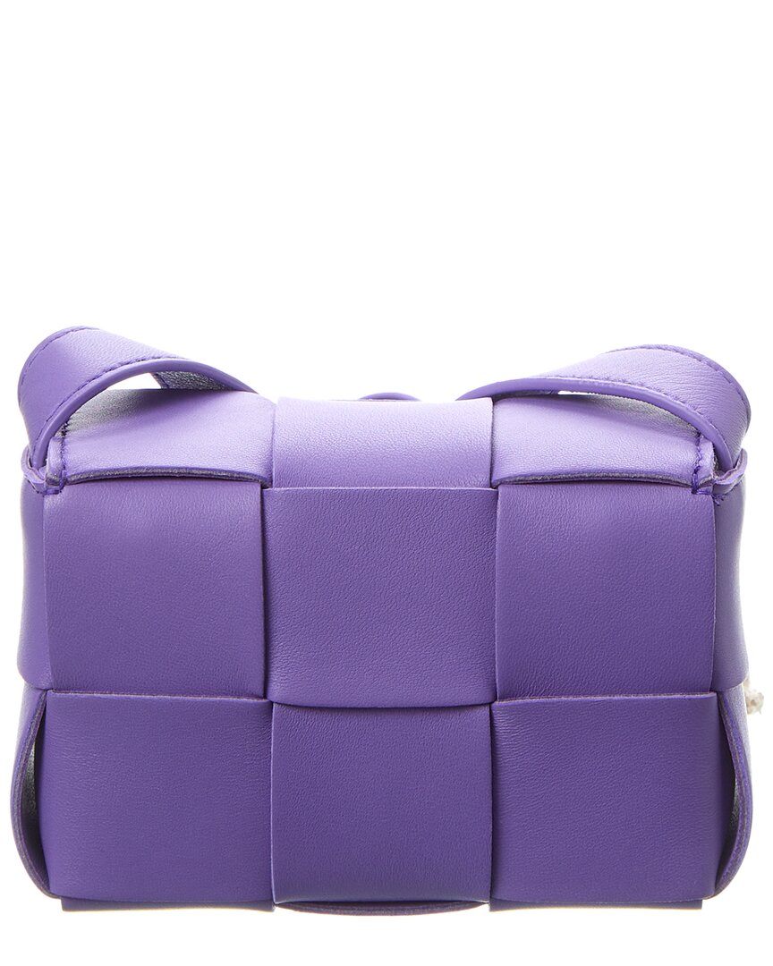 B V  - Cassette Leather Crossbody