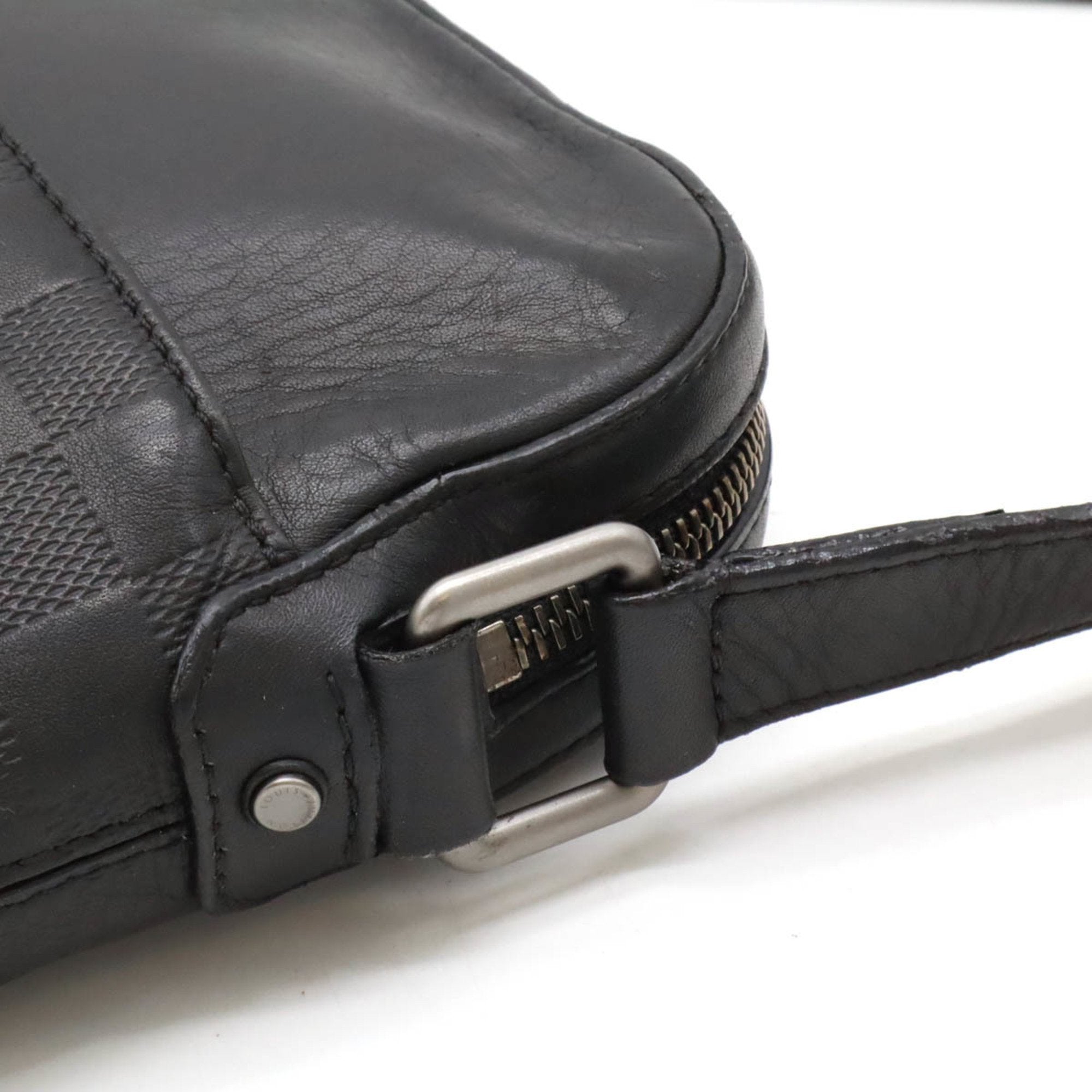 LO-LV bags 2138
