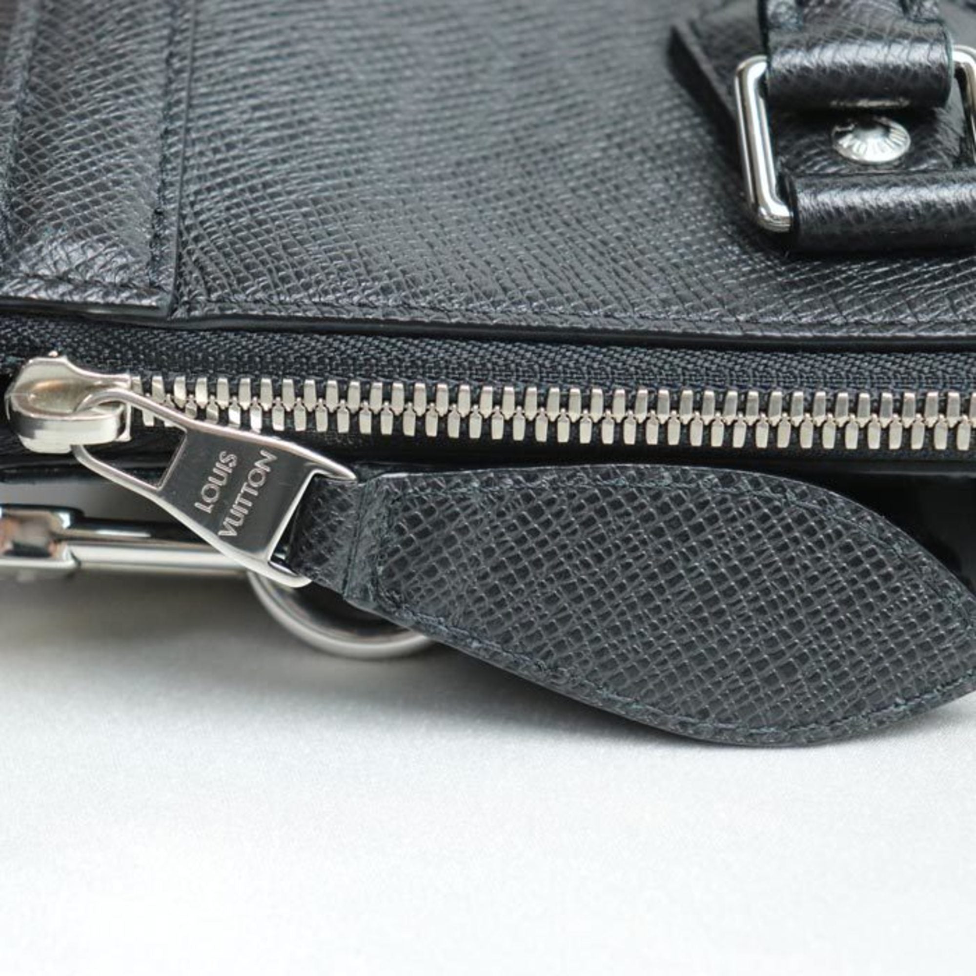LO-LV bags 2789