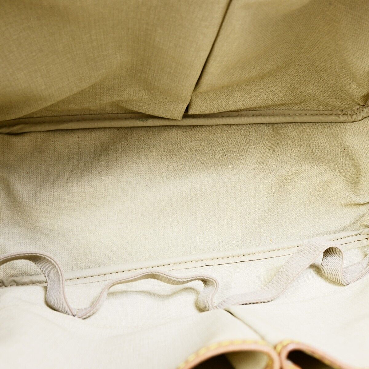LO-LV bags 2091
