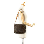 LO-LV bags 6301