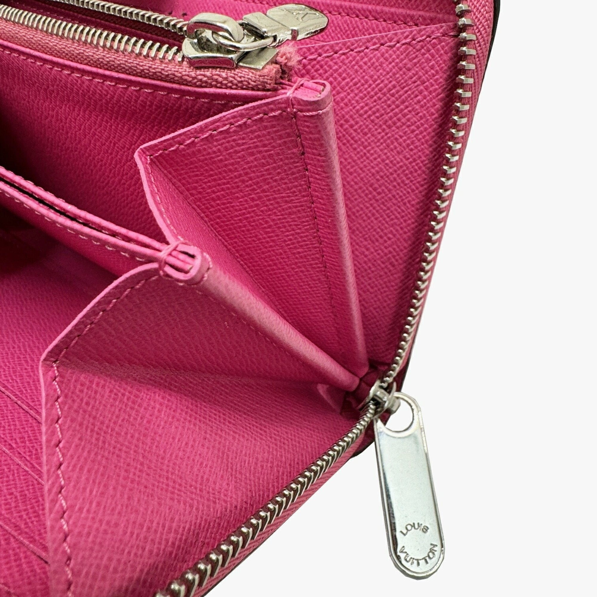 LO-LV bags 3066