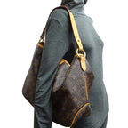 LO-LV bags 2100