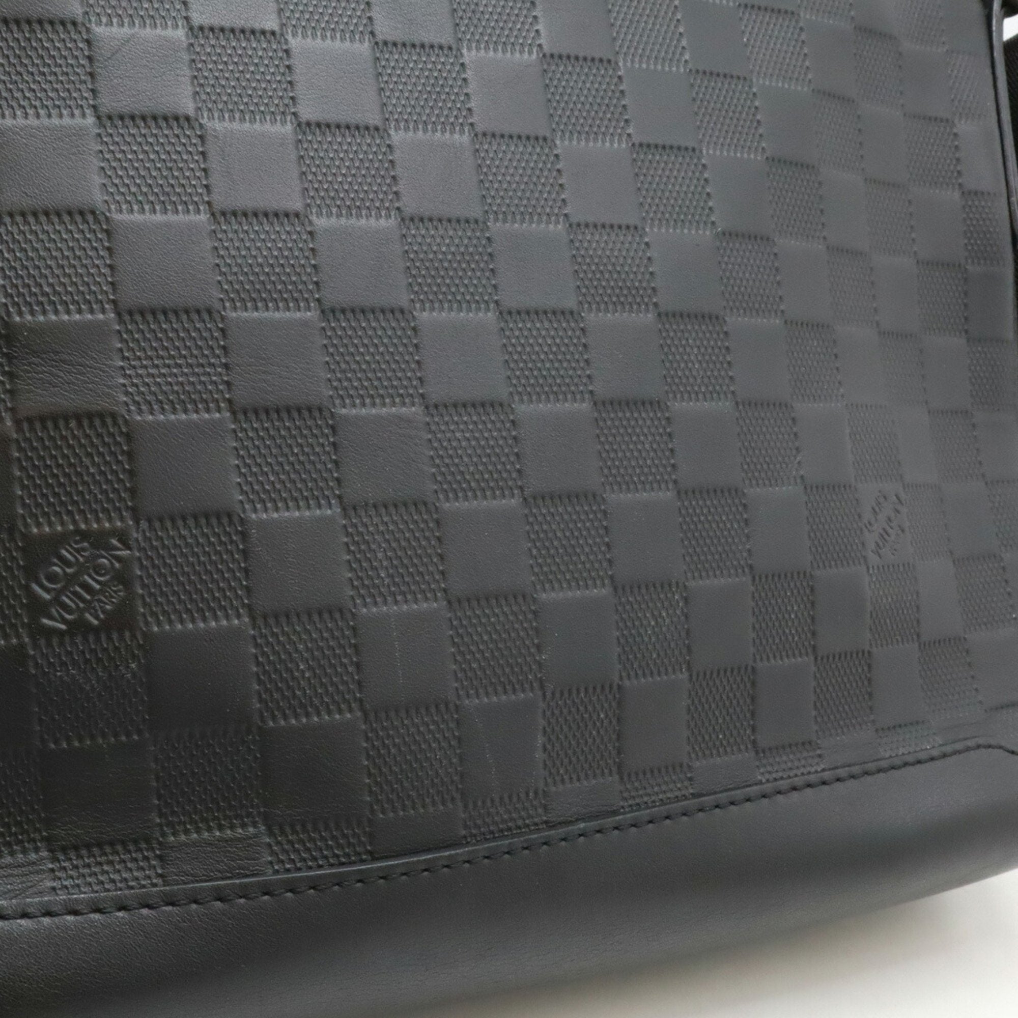 LO-LV bags 2136