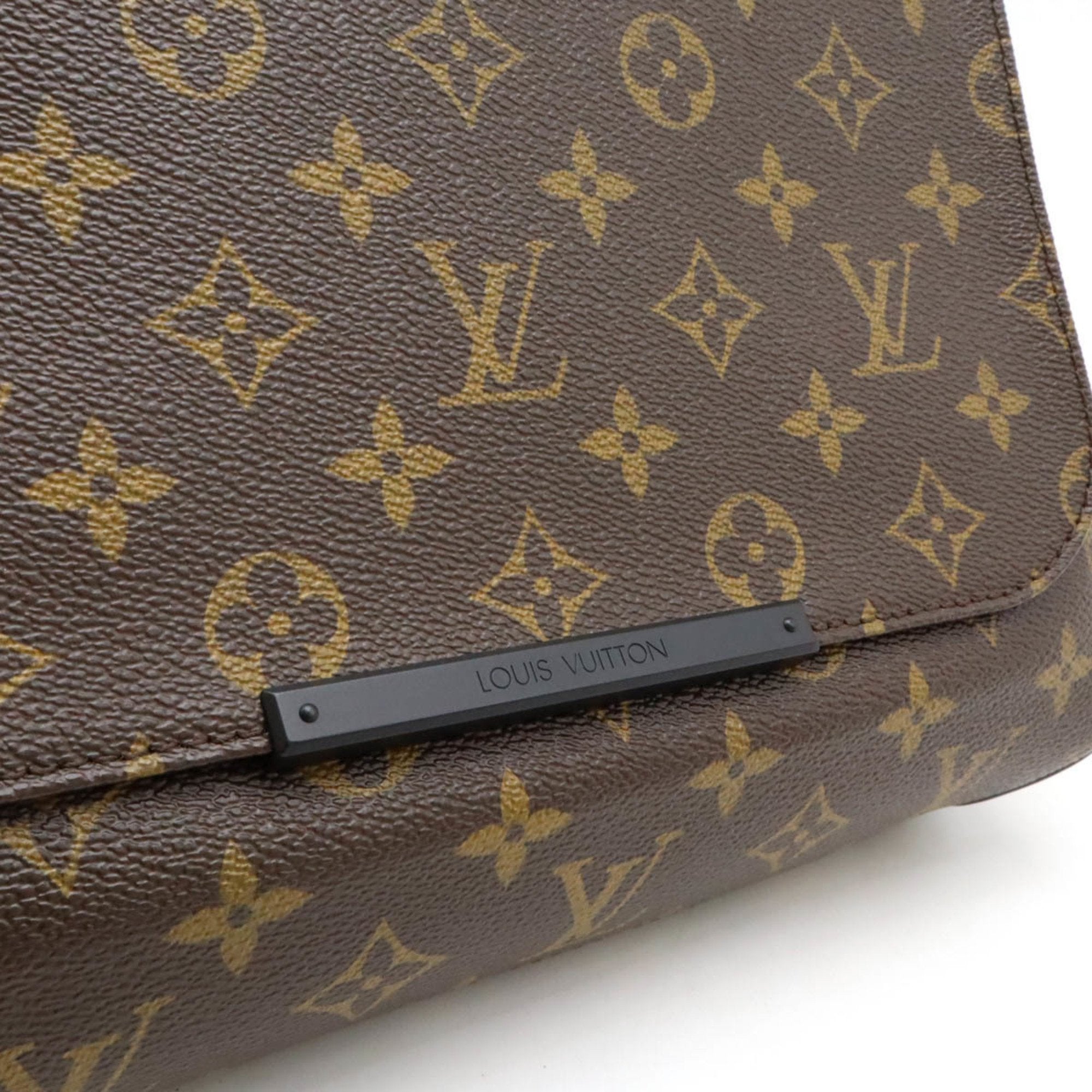 LO-LV bags 2137