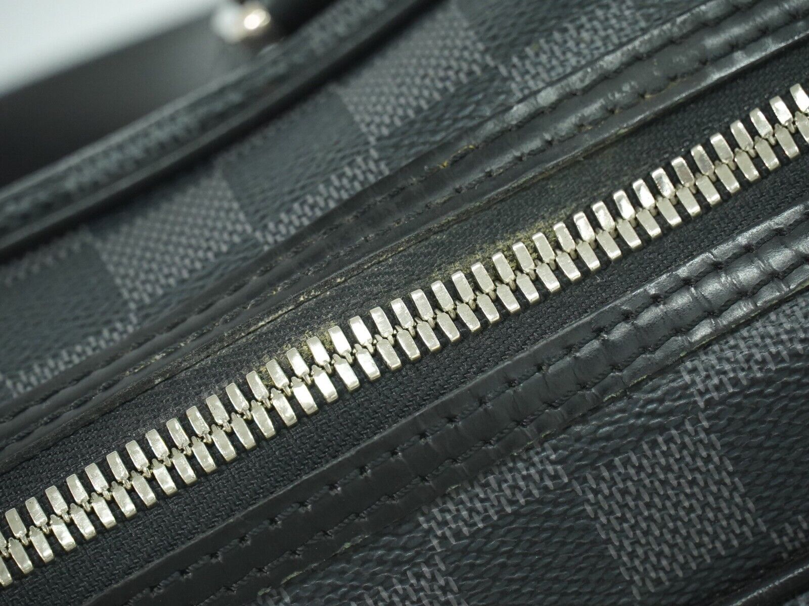 LO-LV bags 3003