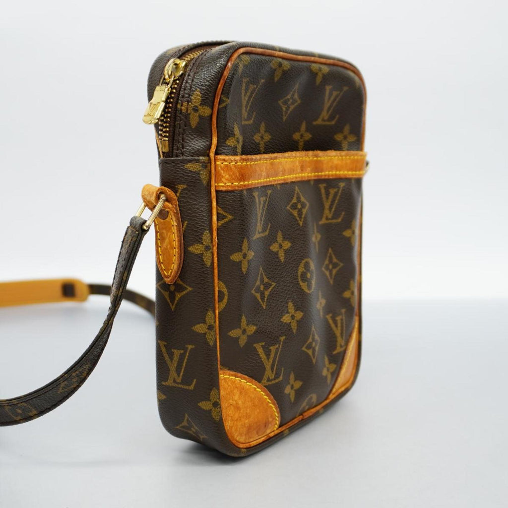LO-LV bags 2054