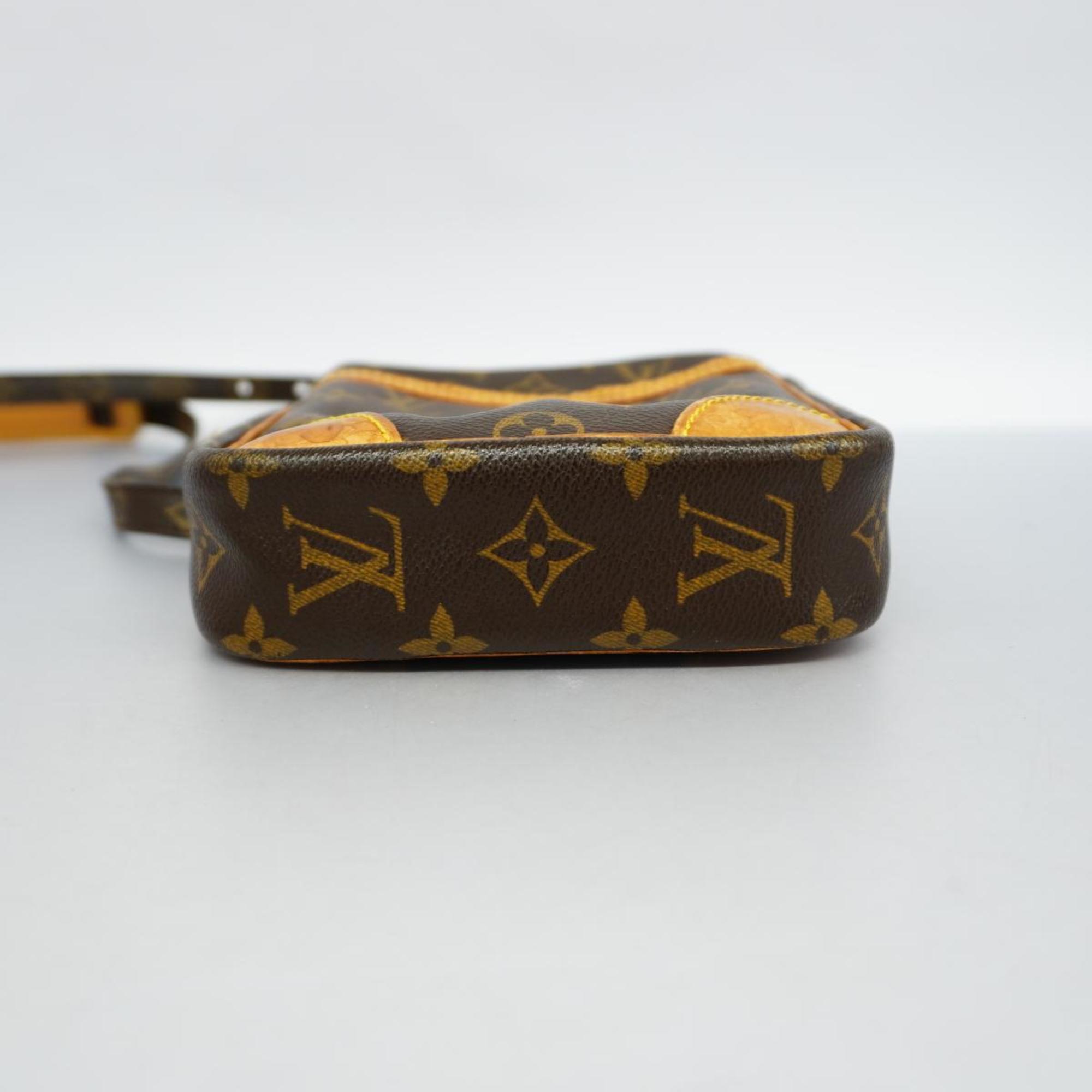 LO-LV bags 2054