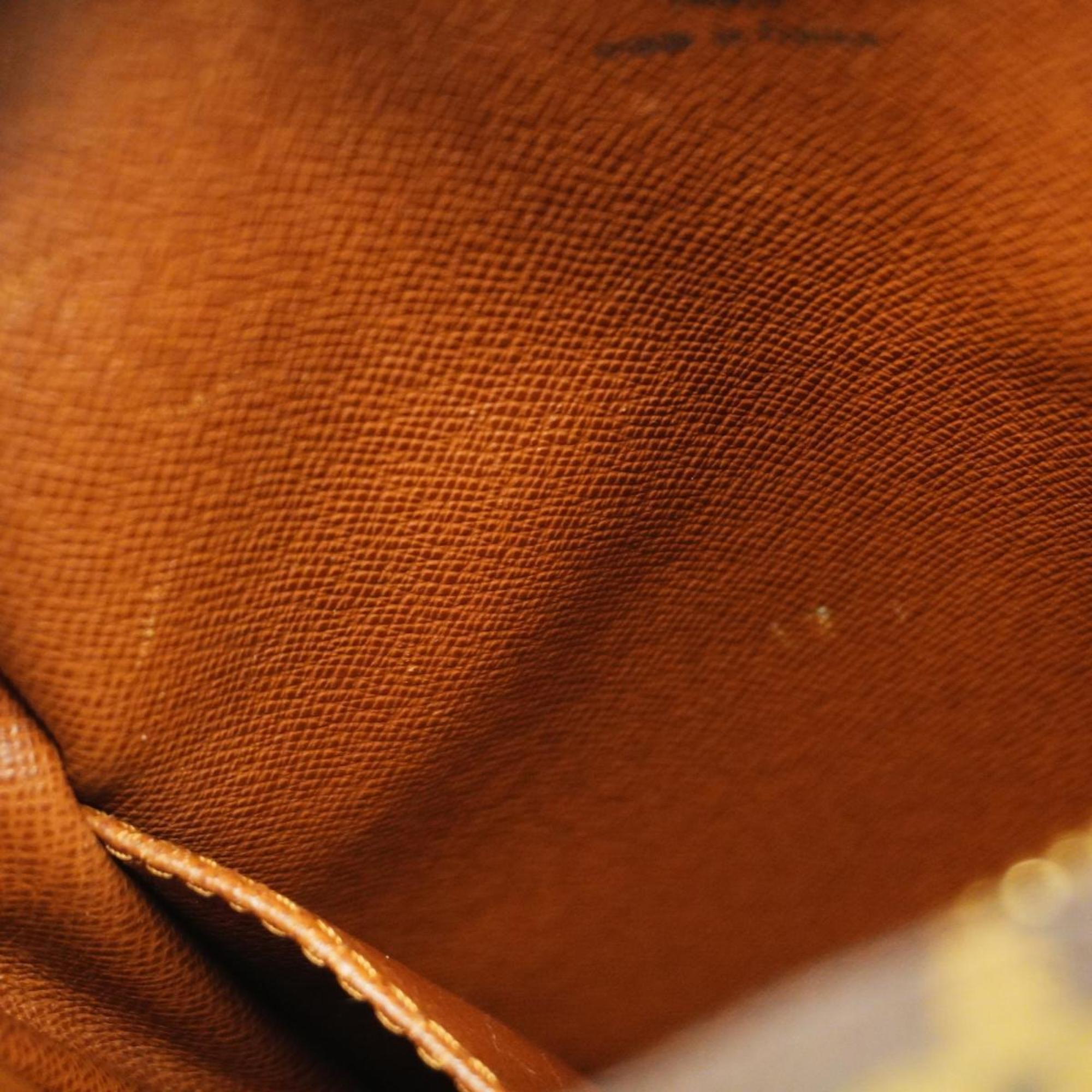 LO-LV bags 2054