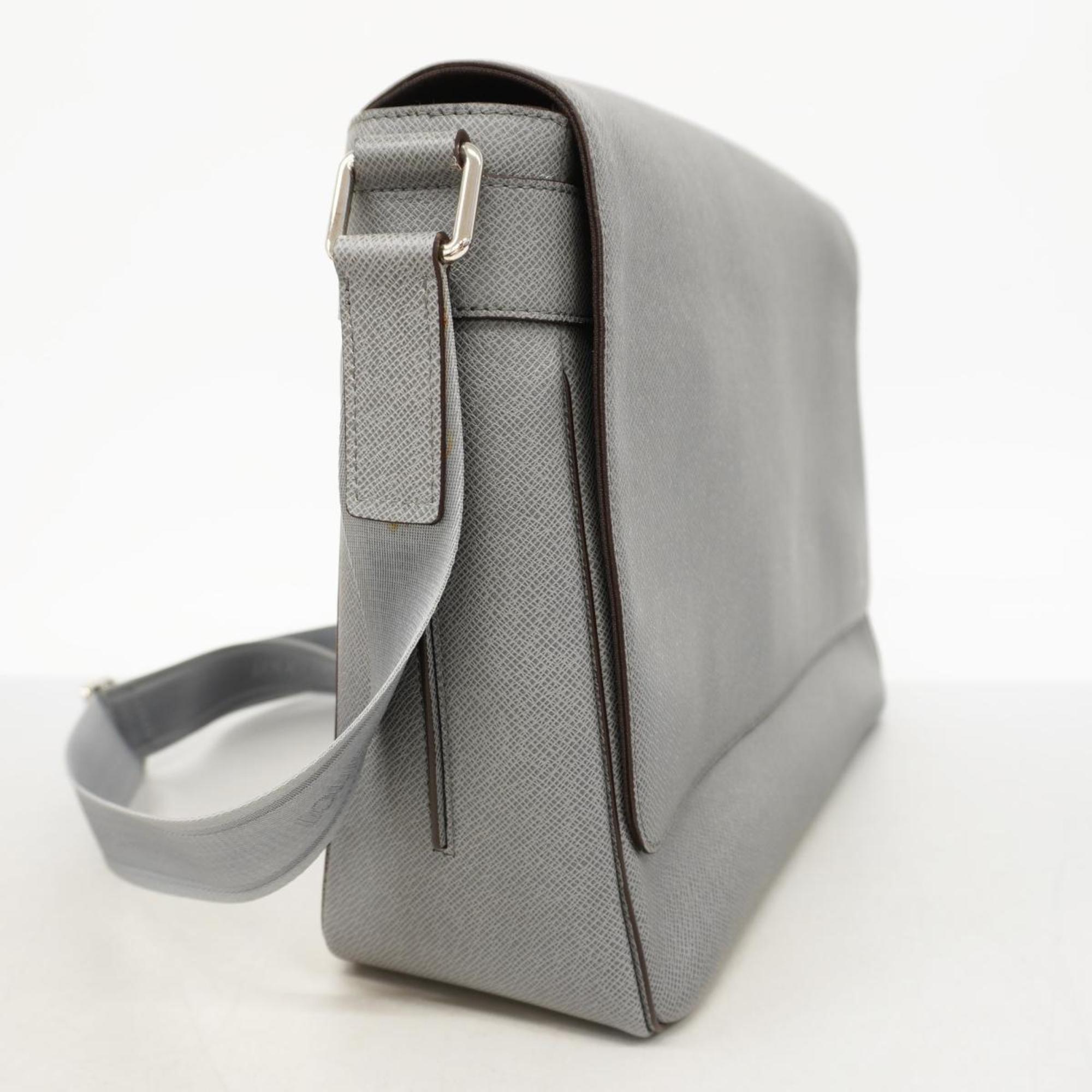LO-LV bags 6263