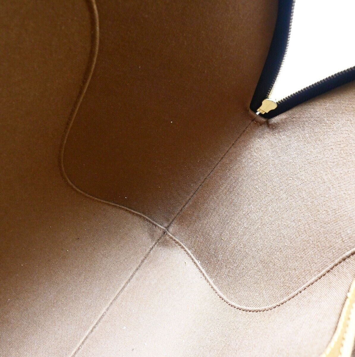 LO-LV bags 2255