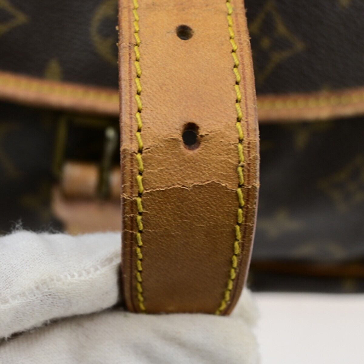 LO-LV bags 6359