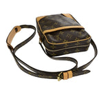 LO-LV bags 2050