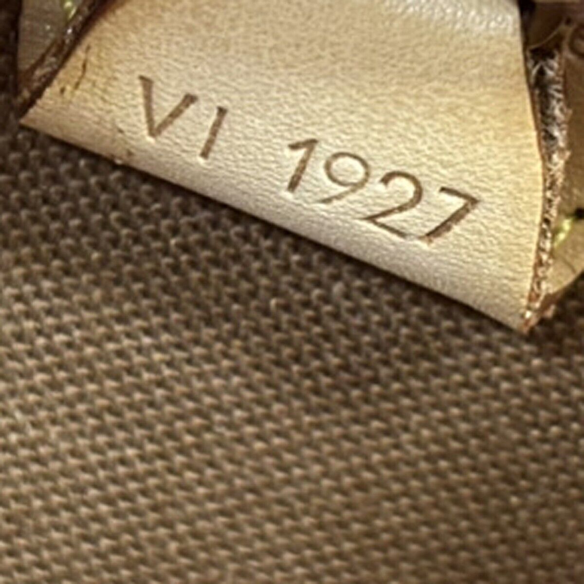 LO-LV bags 2263