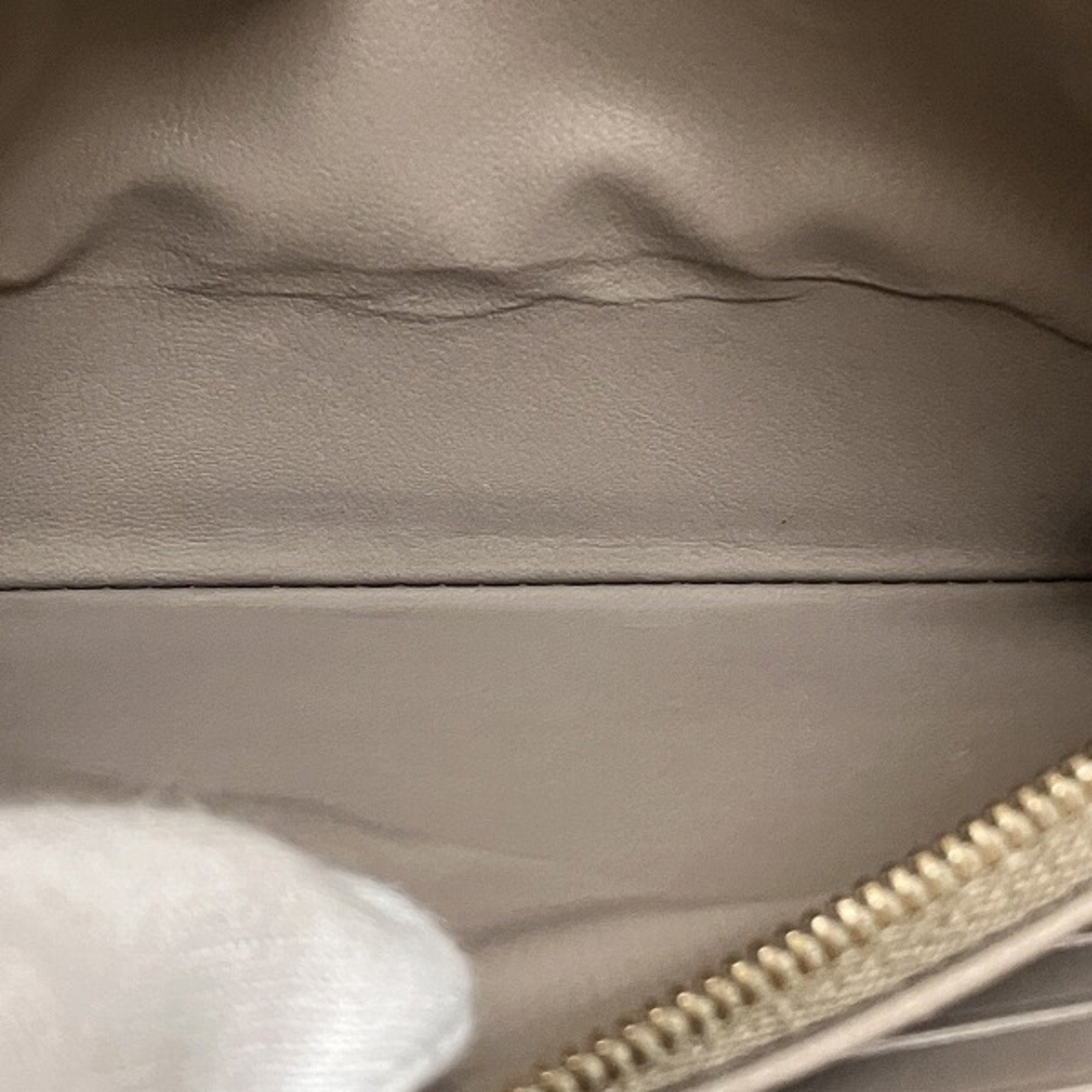 LO-LV bags 3057