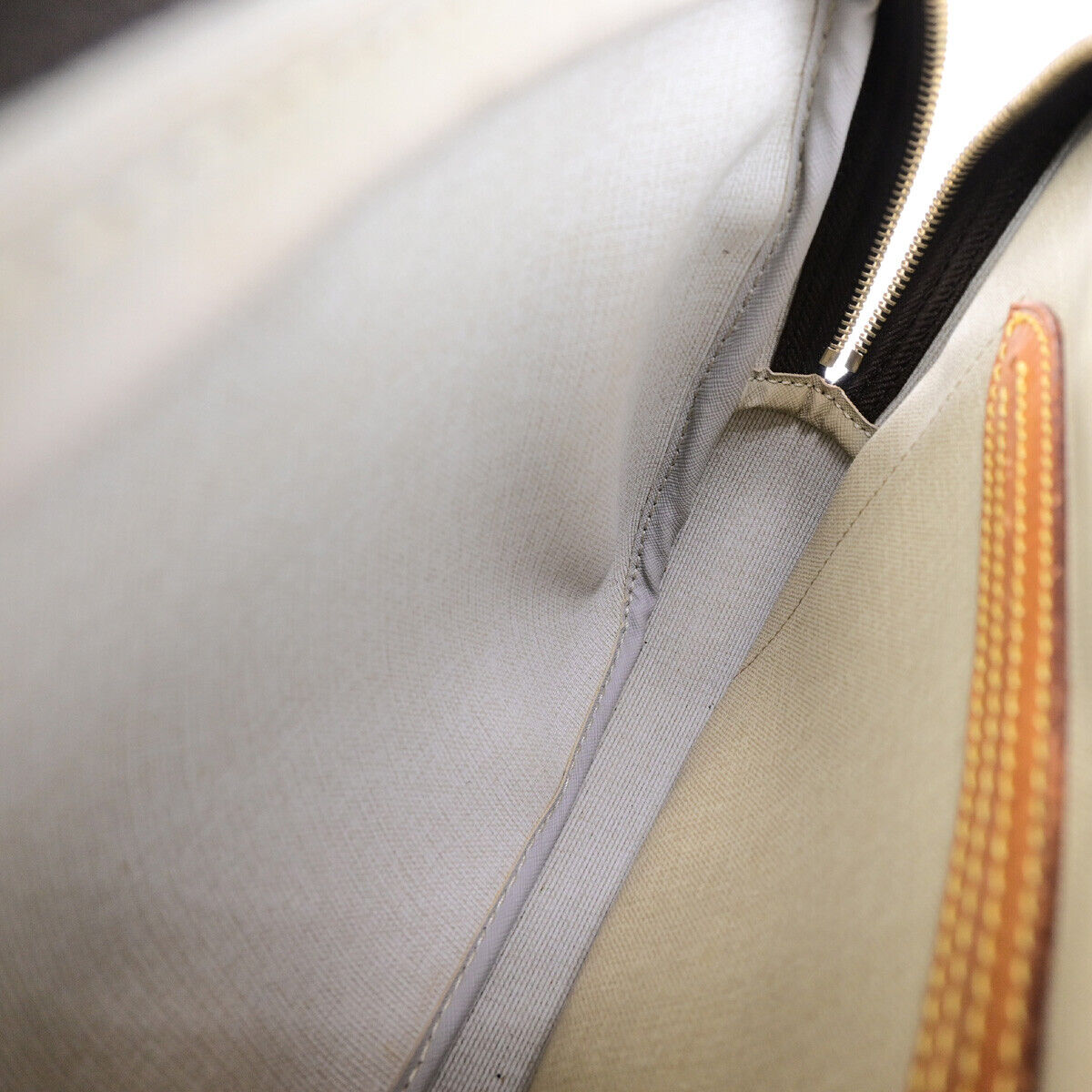 LO-LV bags 6411