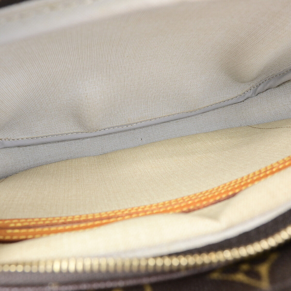 LO-LV bags 6411