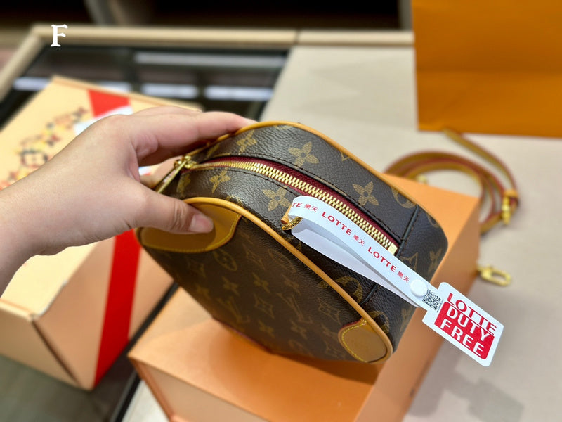 LO - LV Bags - 15035