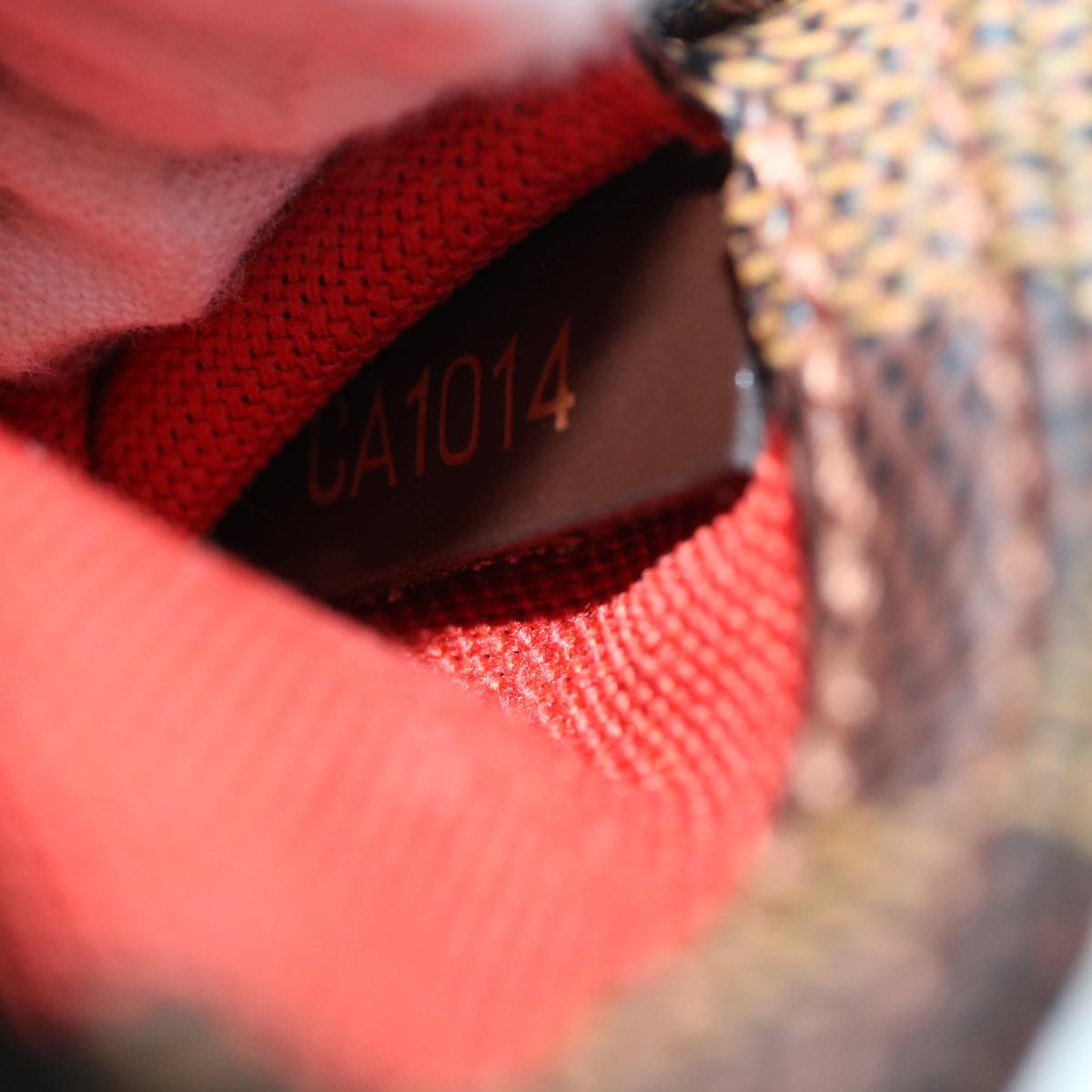 LO-LV bags 6587