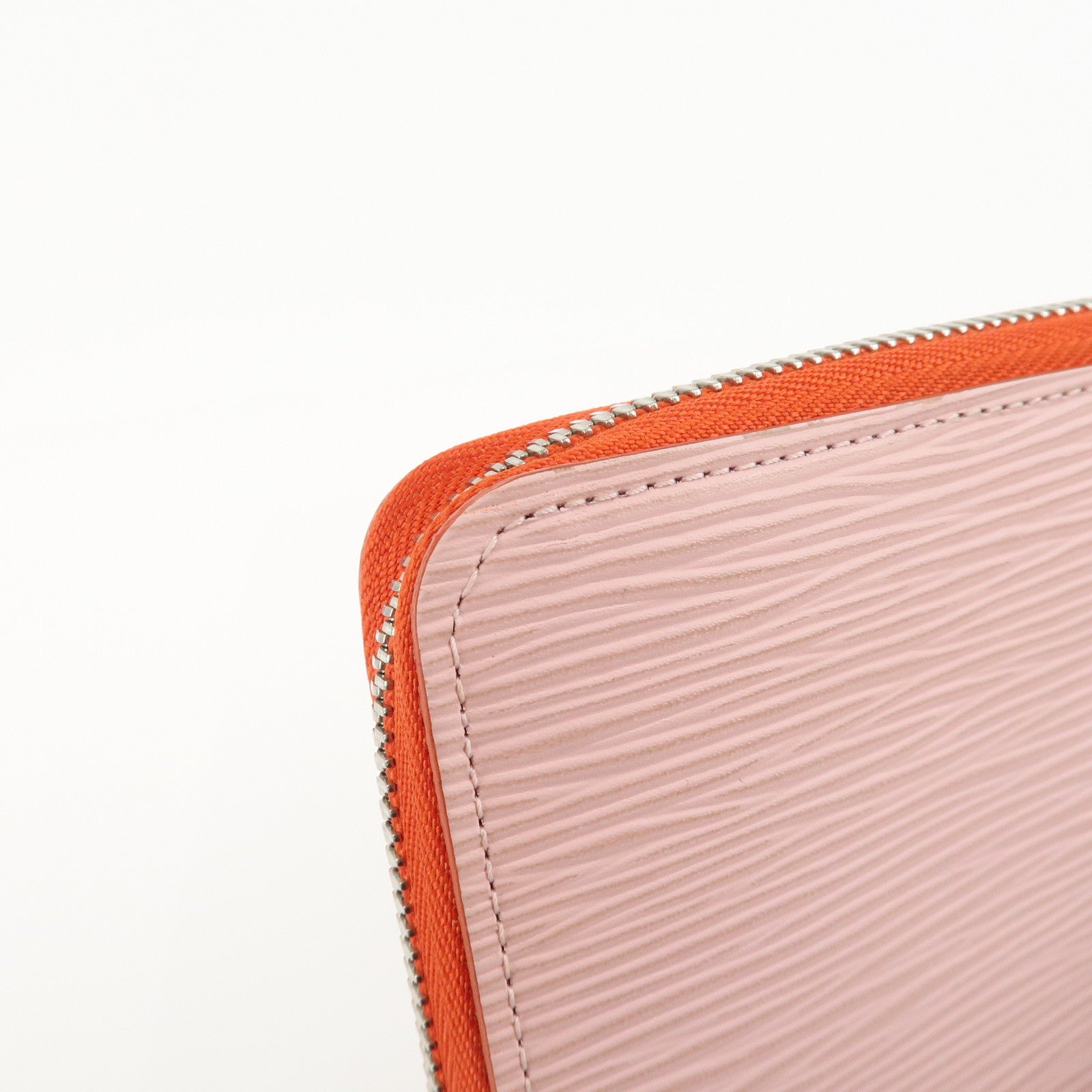 LO-LV bags 3827