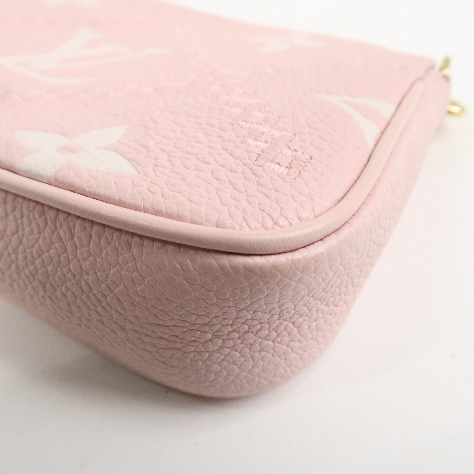 LO-LV bags 4027