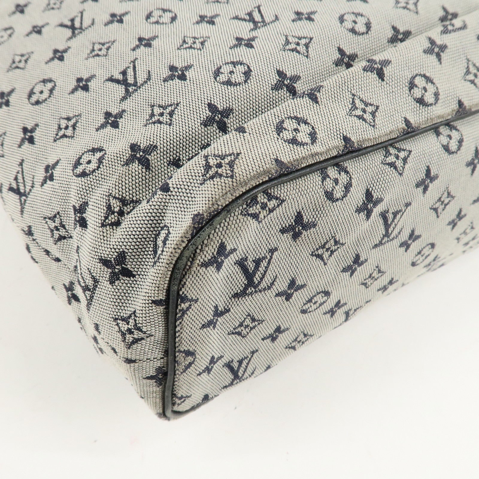 LO-LV bags 3830