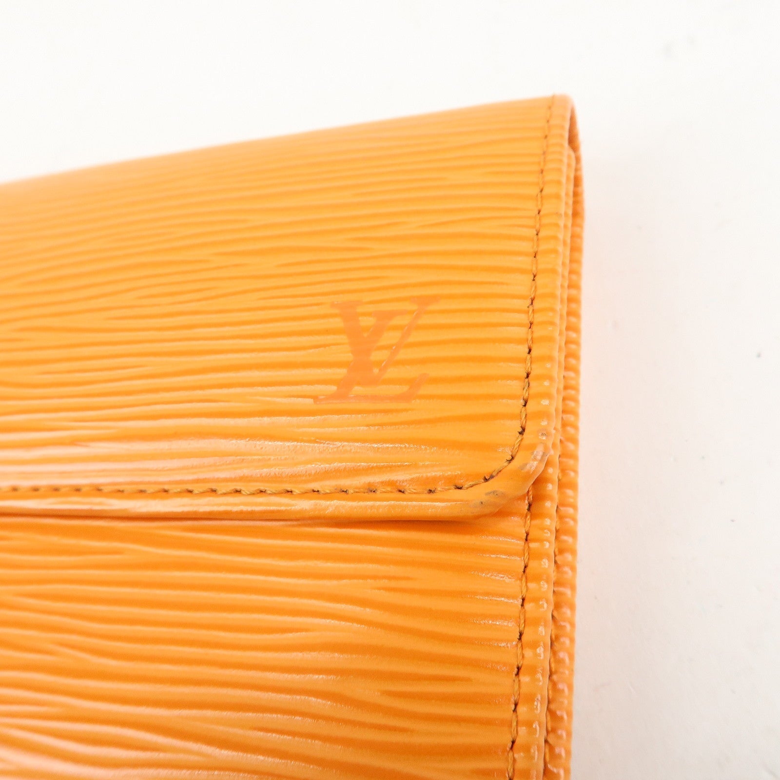 LO-LV bags 3789