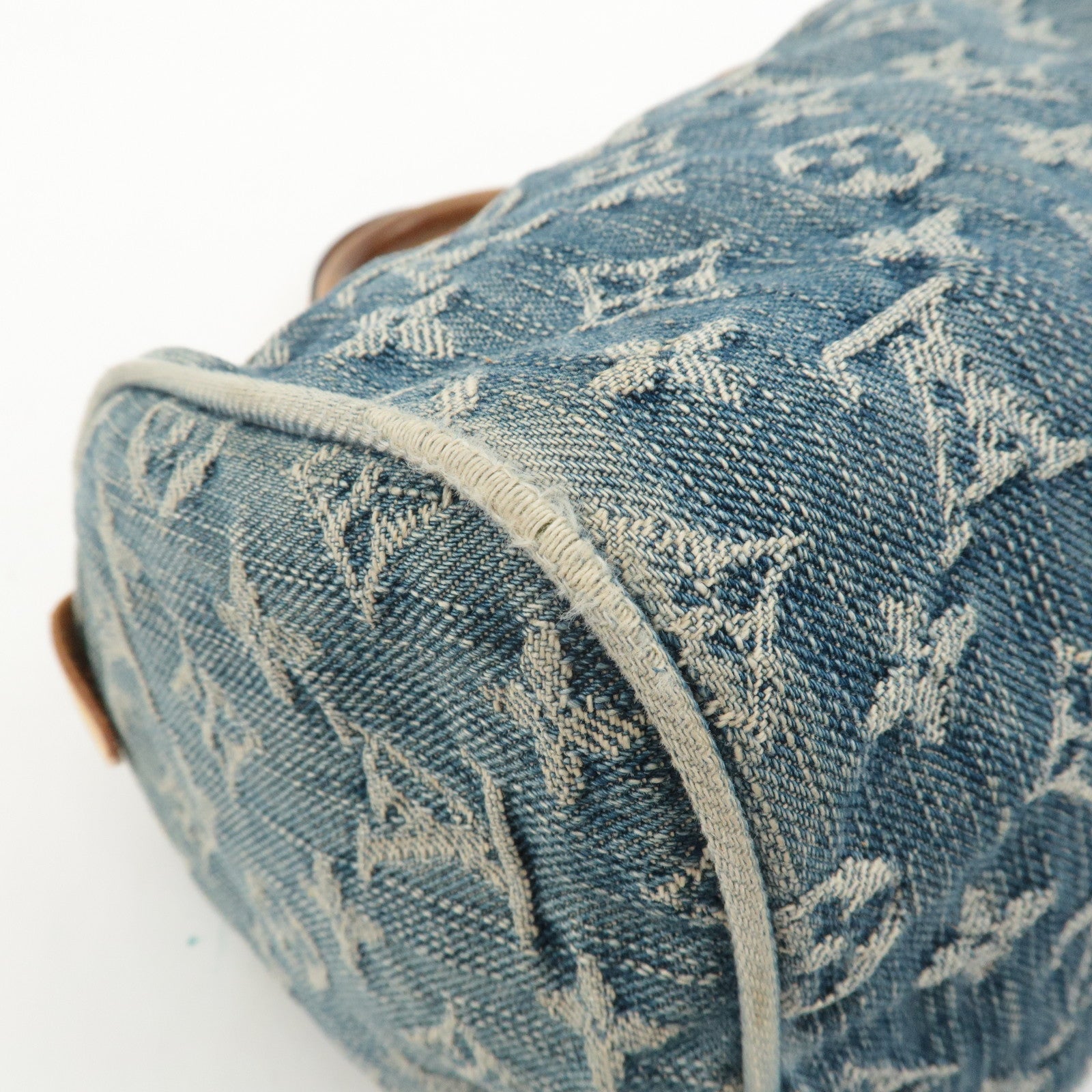 LO-LV bags 3948