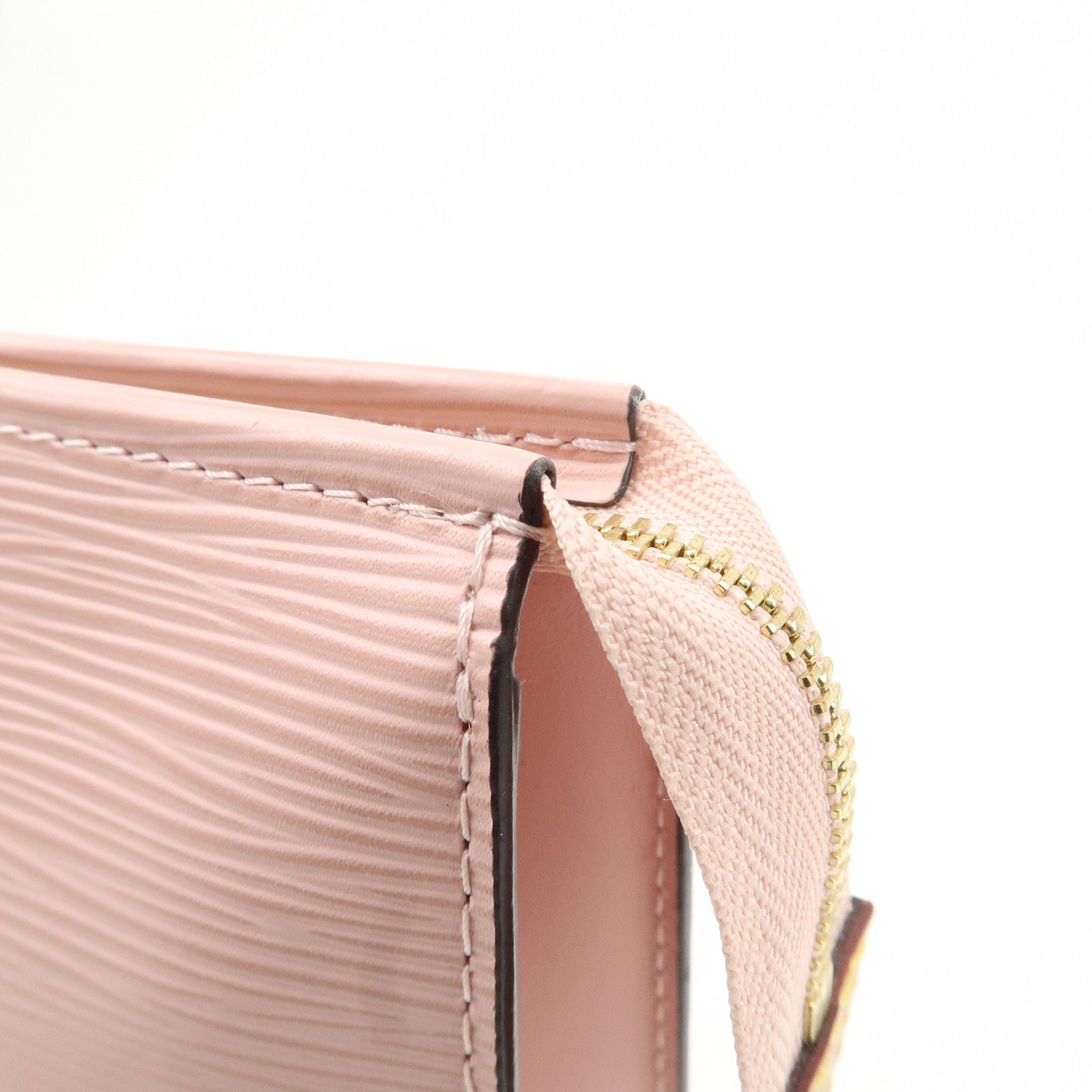 LO-LV bags 3870