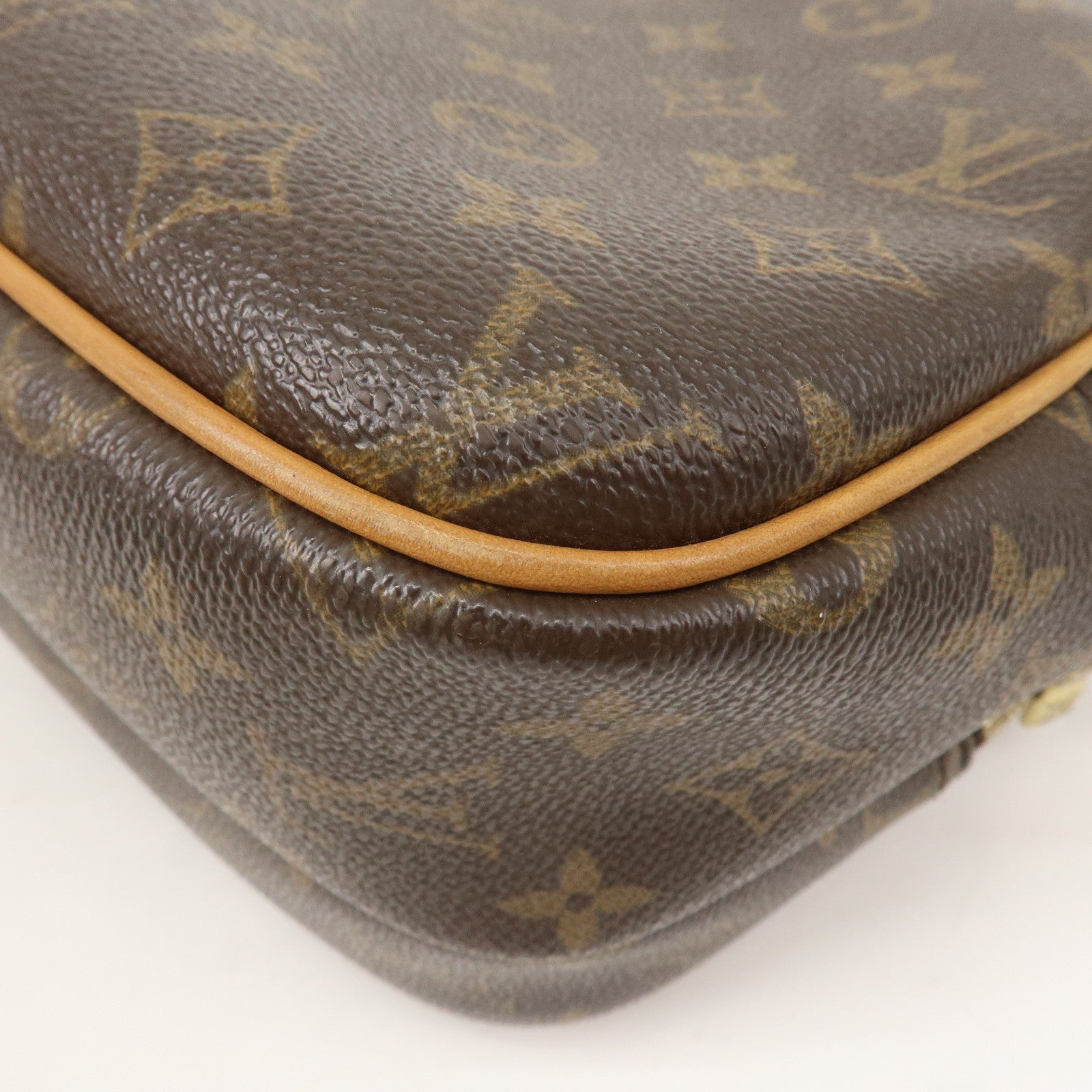 LO-LV bags 3529