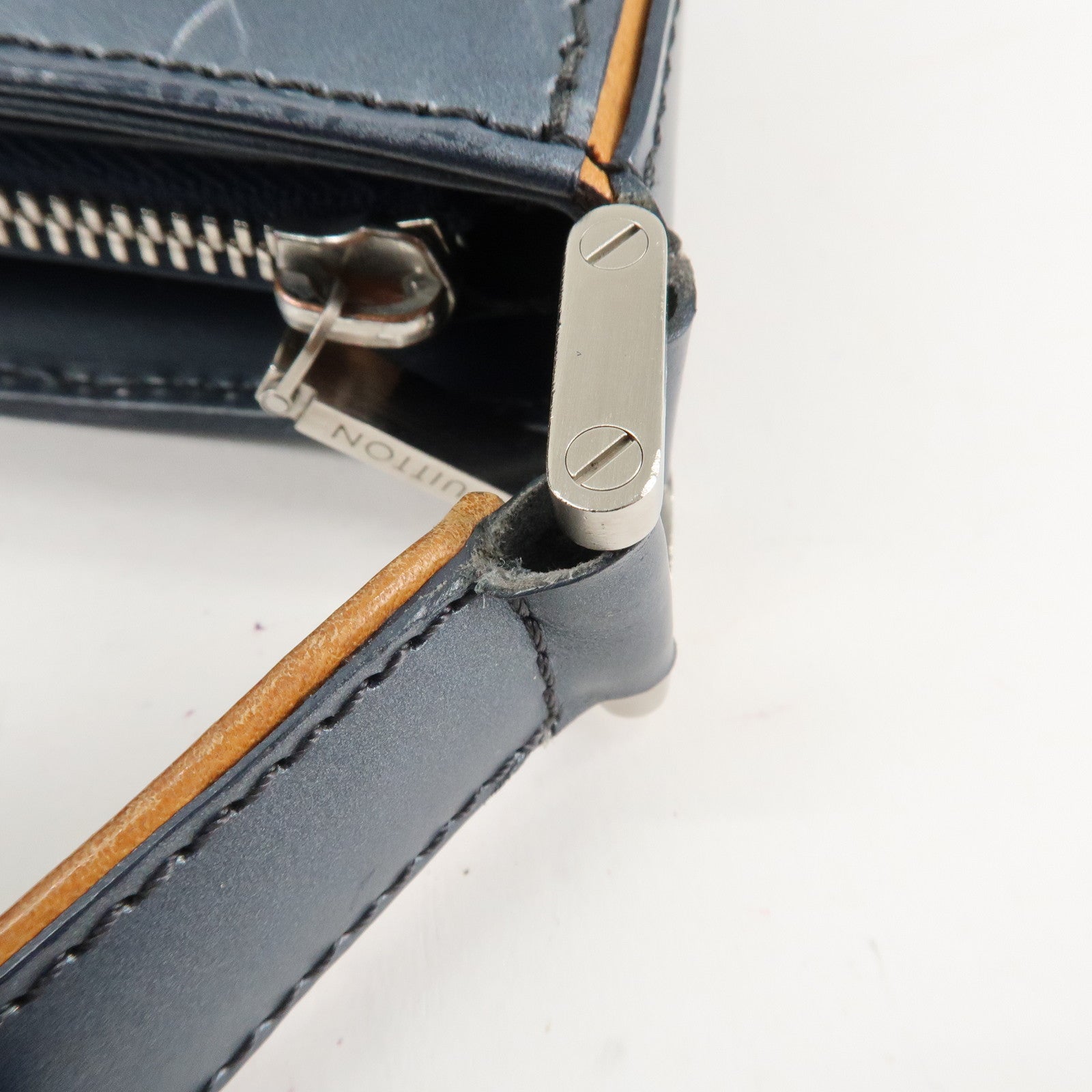 LO-LV bags 3831