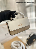 LO - CCH Bags - 228