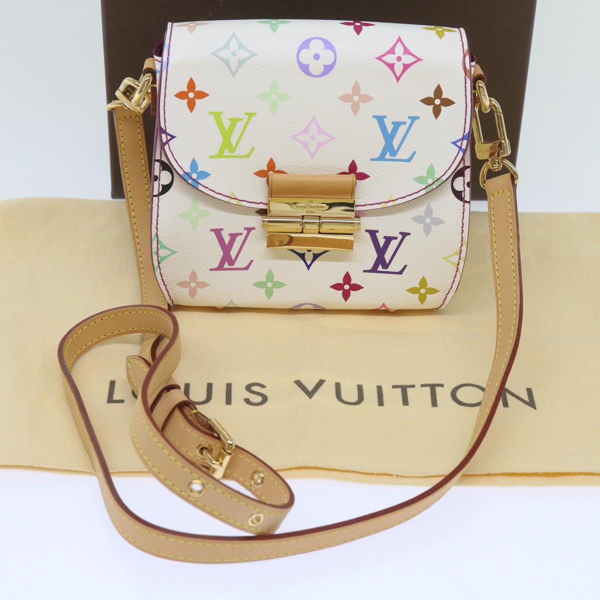 LO-LV bags 6647