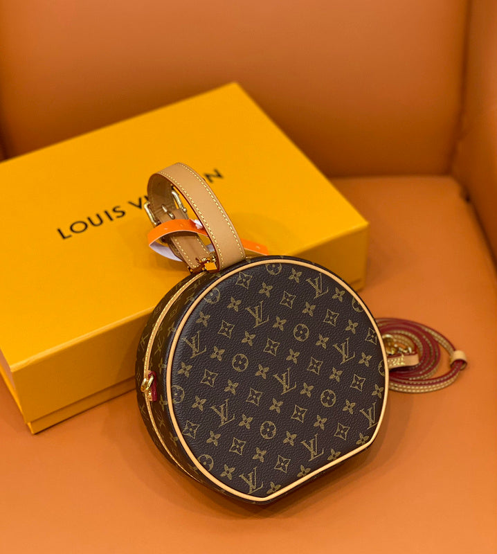 LO - LV Bags - 16135