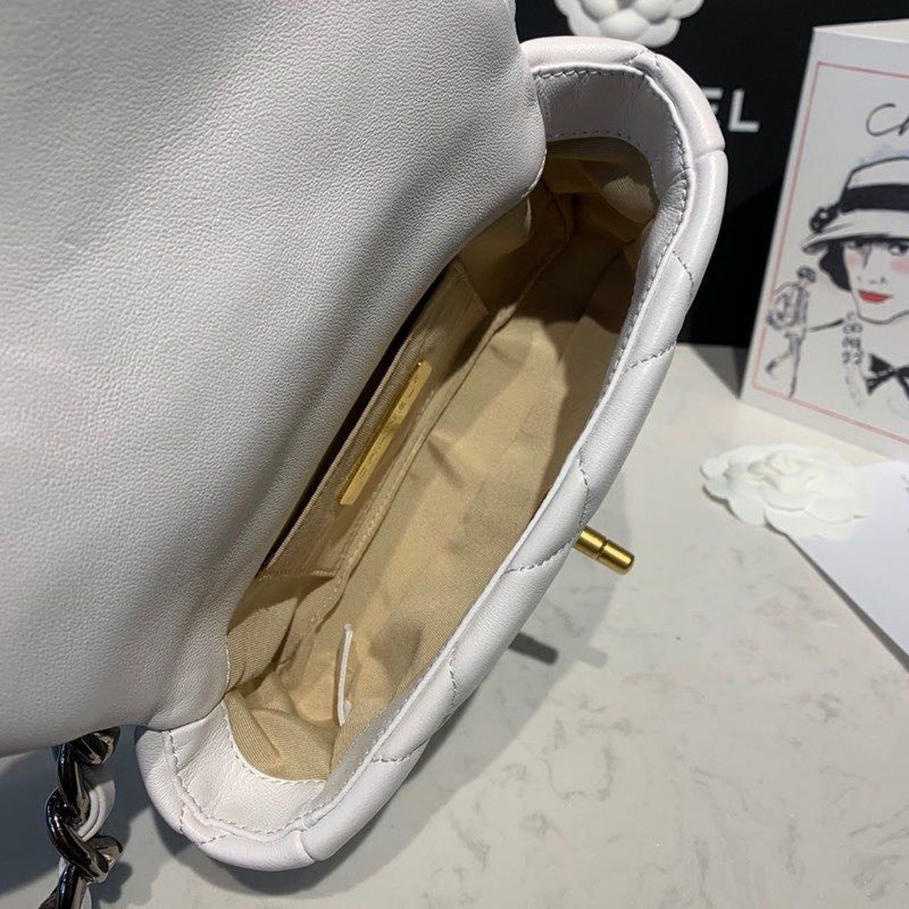 CHL -  19 Waist Bag White For Women Bags 7.8in/20LO AS1163