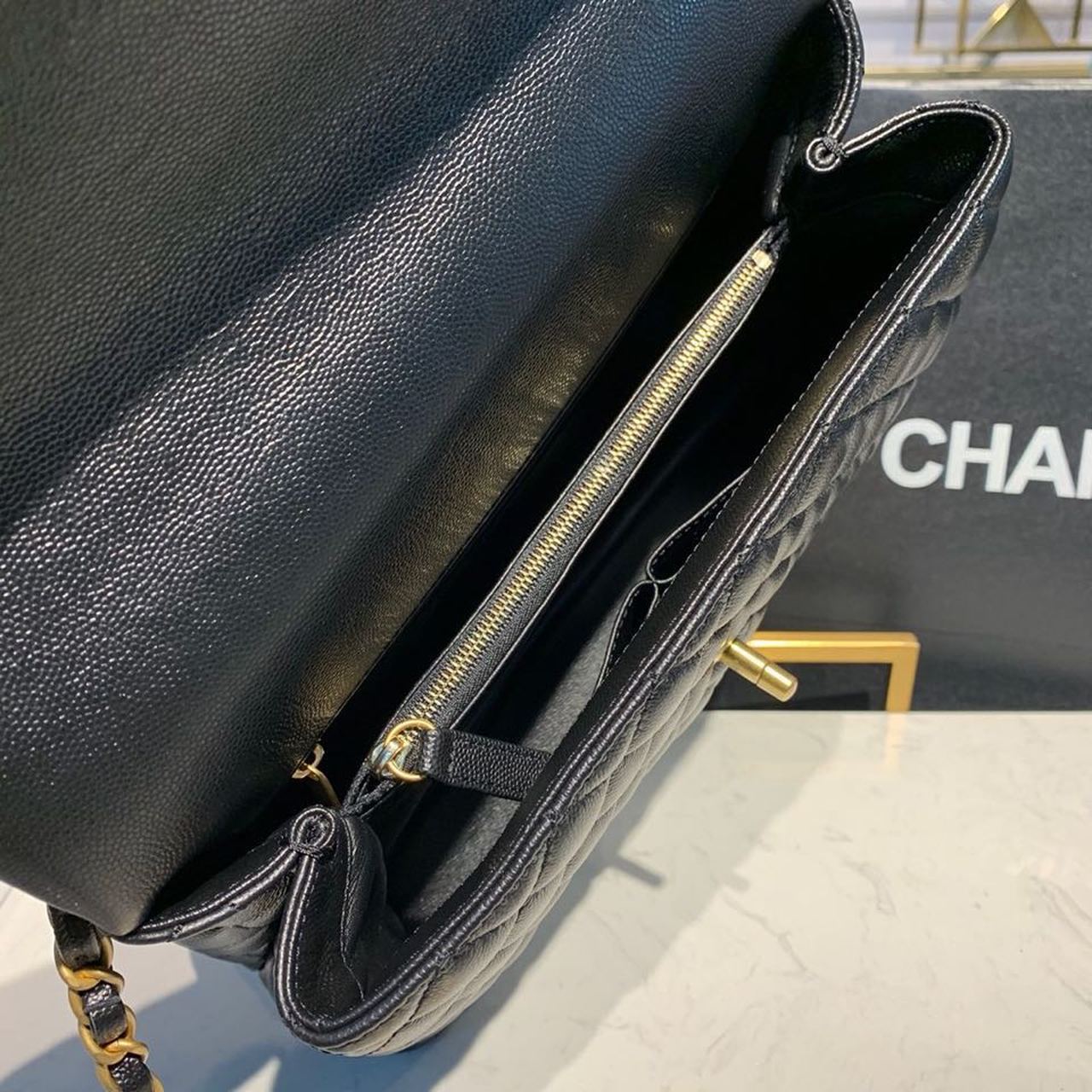 CHL - Large Flap Bag With Top Handle Black For Women Handbags, Shoulder And Crossbody Bags 11in/28LO A92991