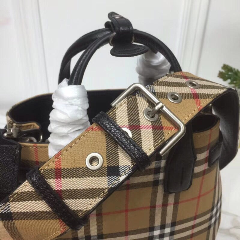 B-Berry - BB  Small Banner  Check And Tote Black For Women, Women’s Bags 10.5in/26LO