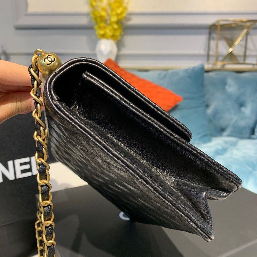 CHL - Short Pearl Handle Bag Gold Toned Hardware Black For Women Handbags, Shoulder And Crossbody Bags 8.2in/21LO AS0585