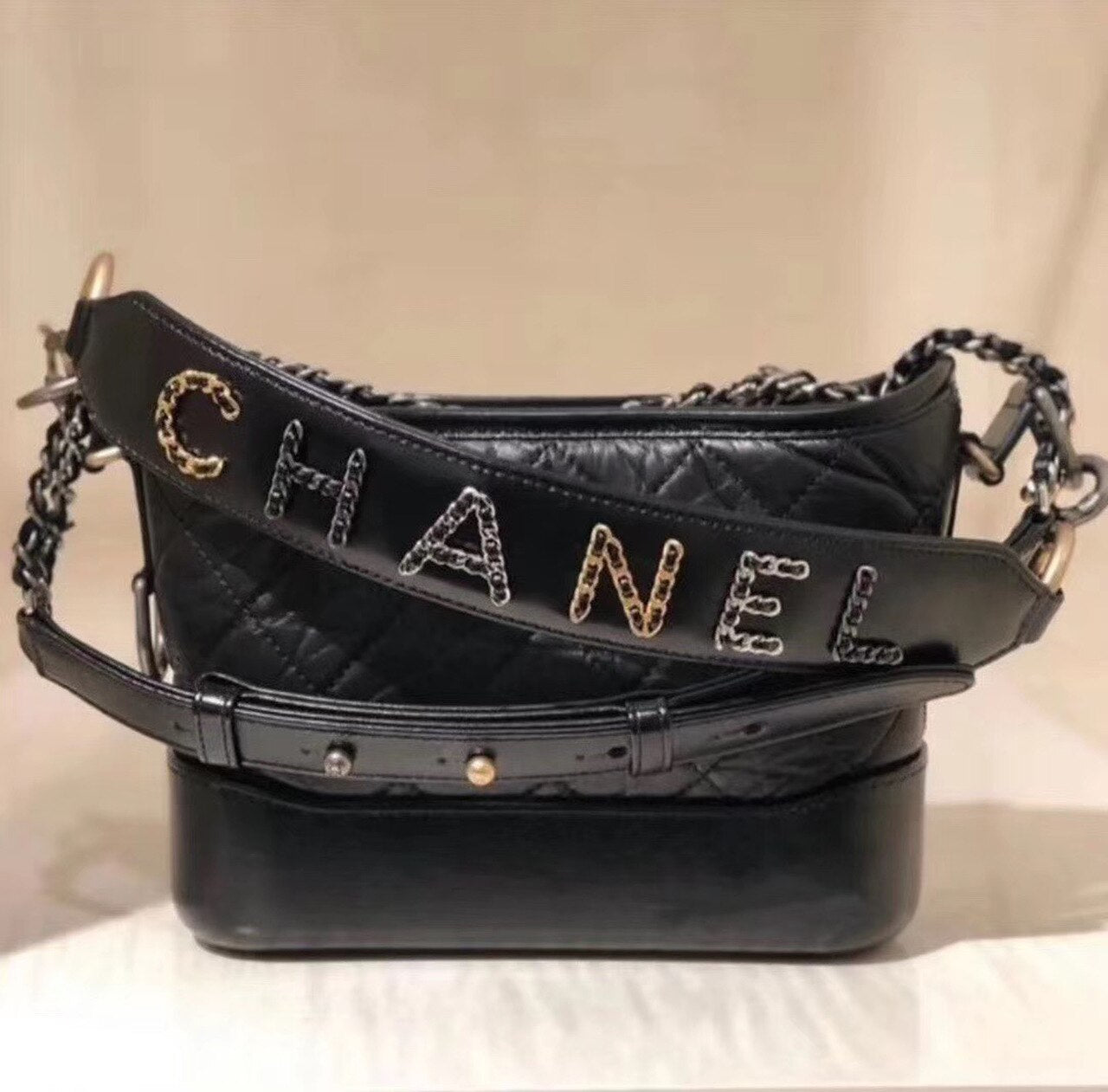 CHL -  Gabrielle Hobo Bag 20LO Aged Calfskin Leather Spring/SuMM - er Act 2 Collection, Black