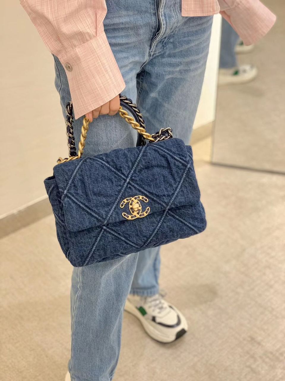 CHL -  19 Handbag Denim Blue For Women Flap Bag, Shoulder And Crossbody Bags 10.1in/26LO AS1160 B02876 N6832