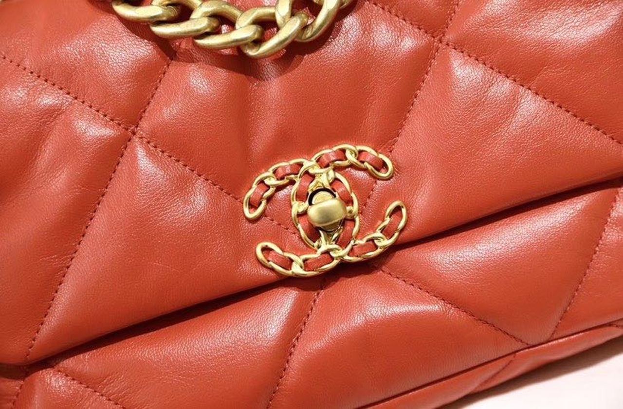 CHL -  19 Handbag 26LO Red For Women AS1160
