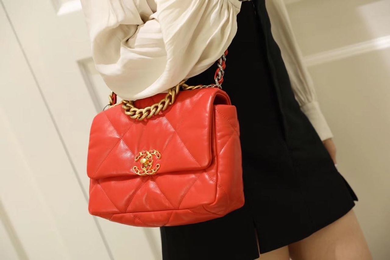 CHL -  19 Handbag 26LO Red For Women AS1160