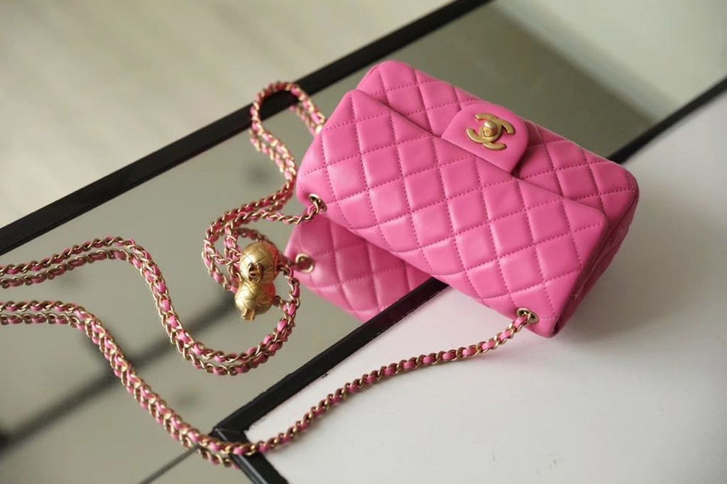 CHL -  Classic Flap With Charm Chain With CHL -  Ball On Strap Bag 20LO Gold Toned Hardware Lambskin Leather Spring/SuMM - er Collection, Pink