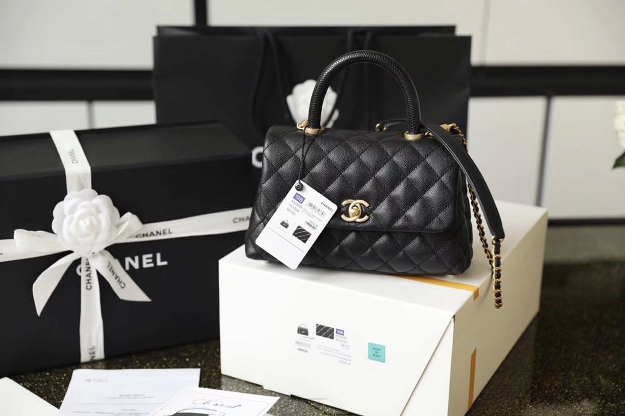 CHL - Medium Flap Bag With Top Handle Black For Women, Women’s Handbags, Shoulder And Crossbody Bags 9in/23LO A92990