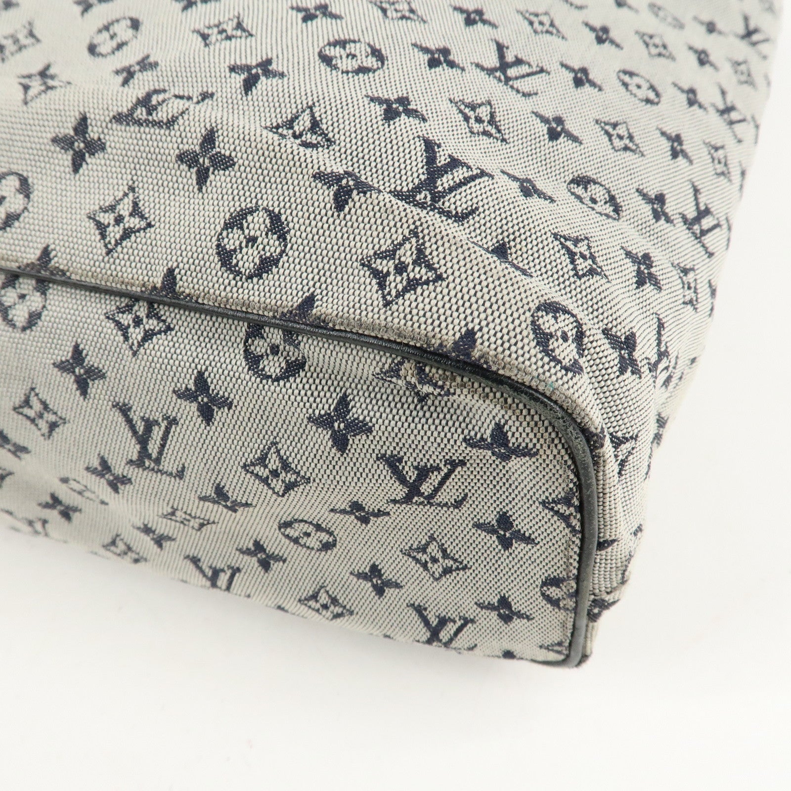 LO-LV bags 3830