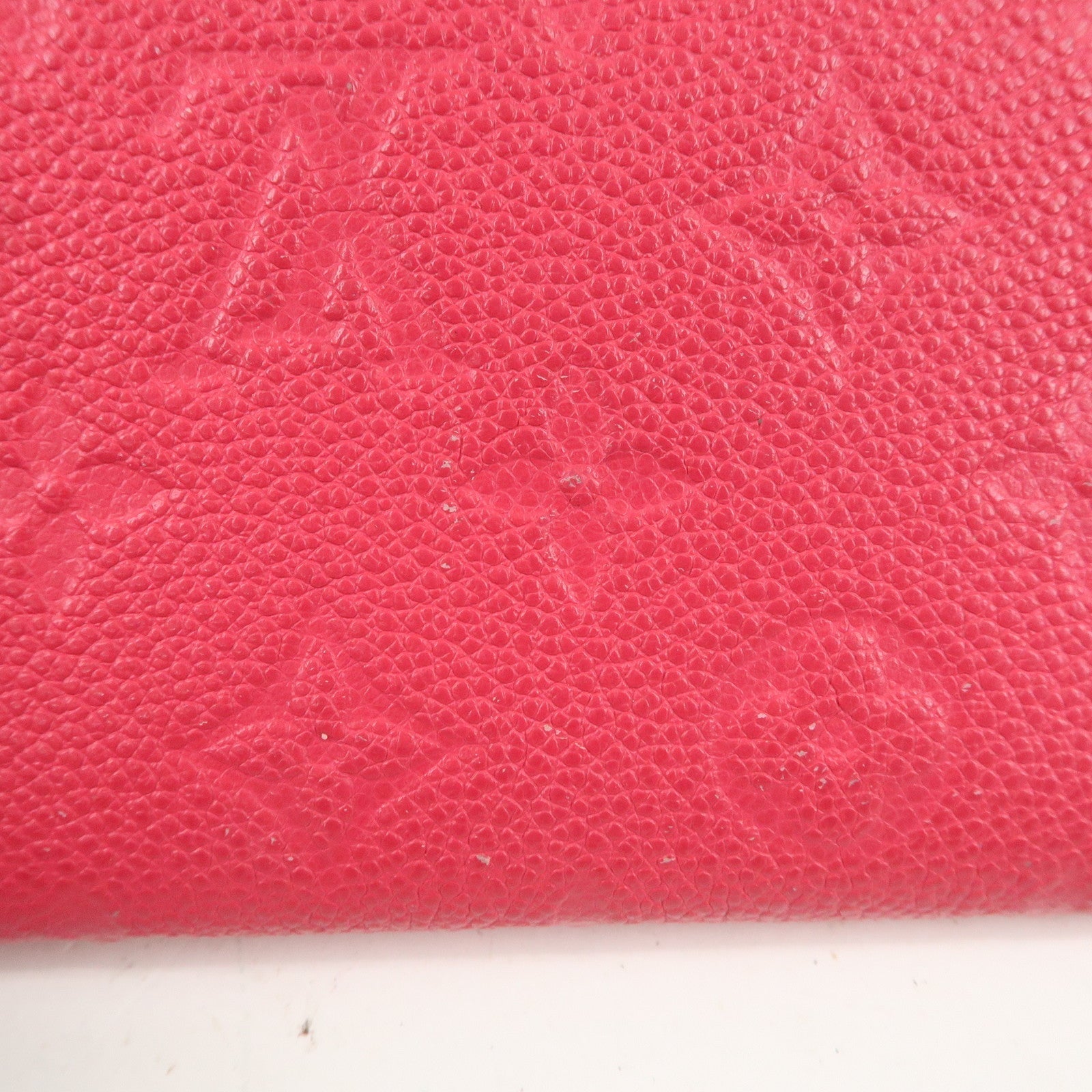 LO-LV bags 4050