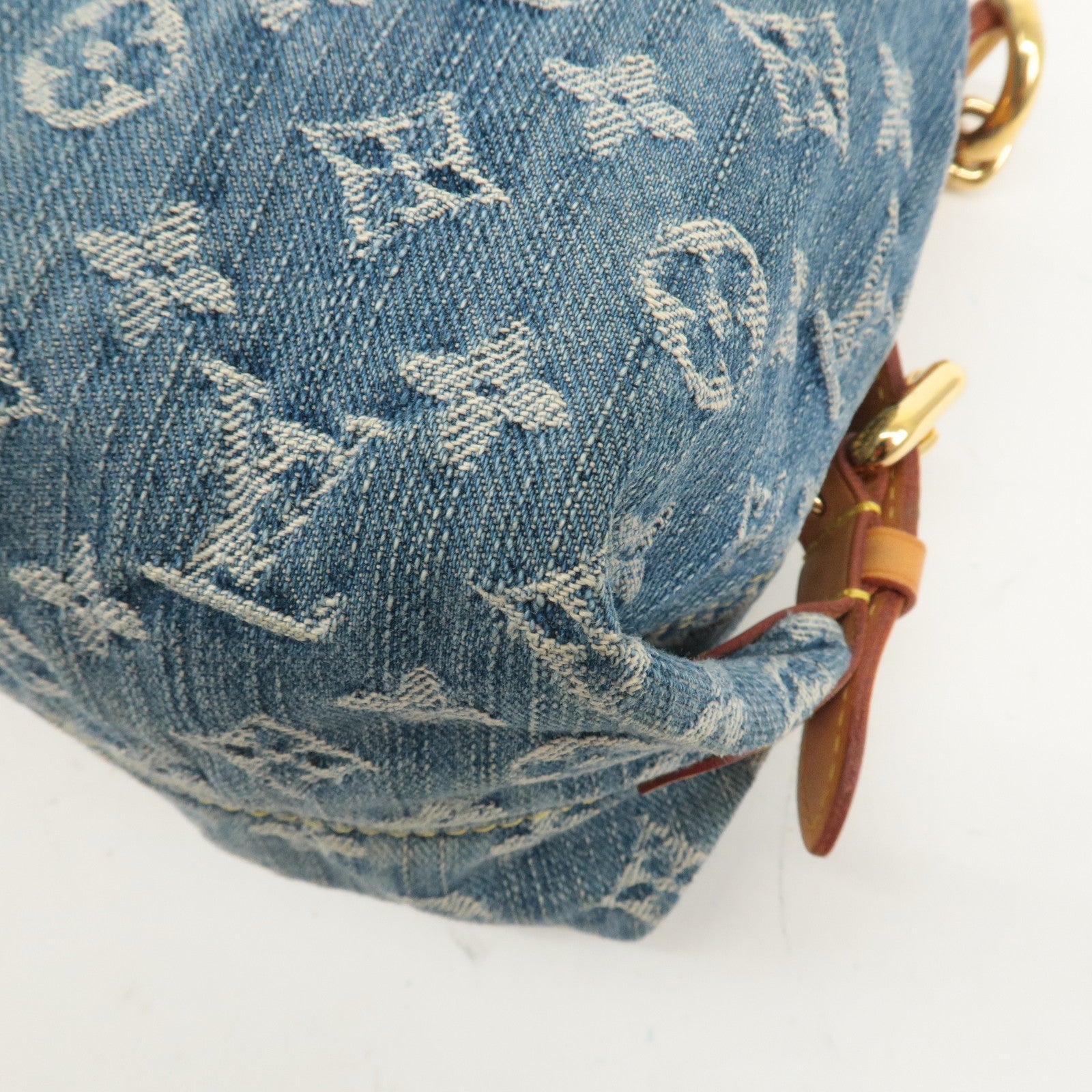 LO-LV bags 4048
