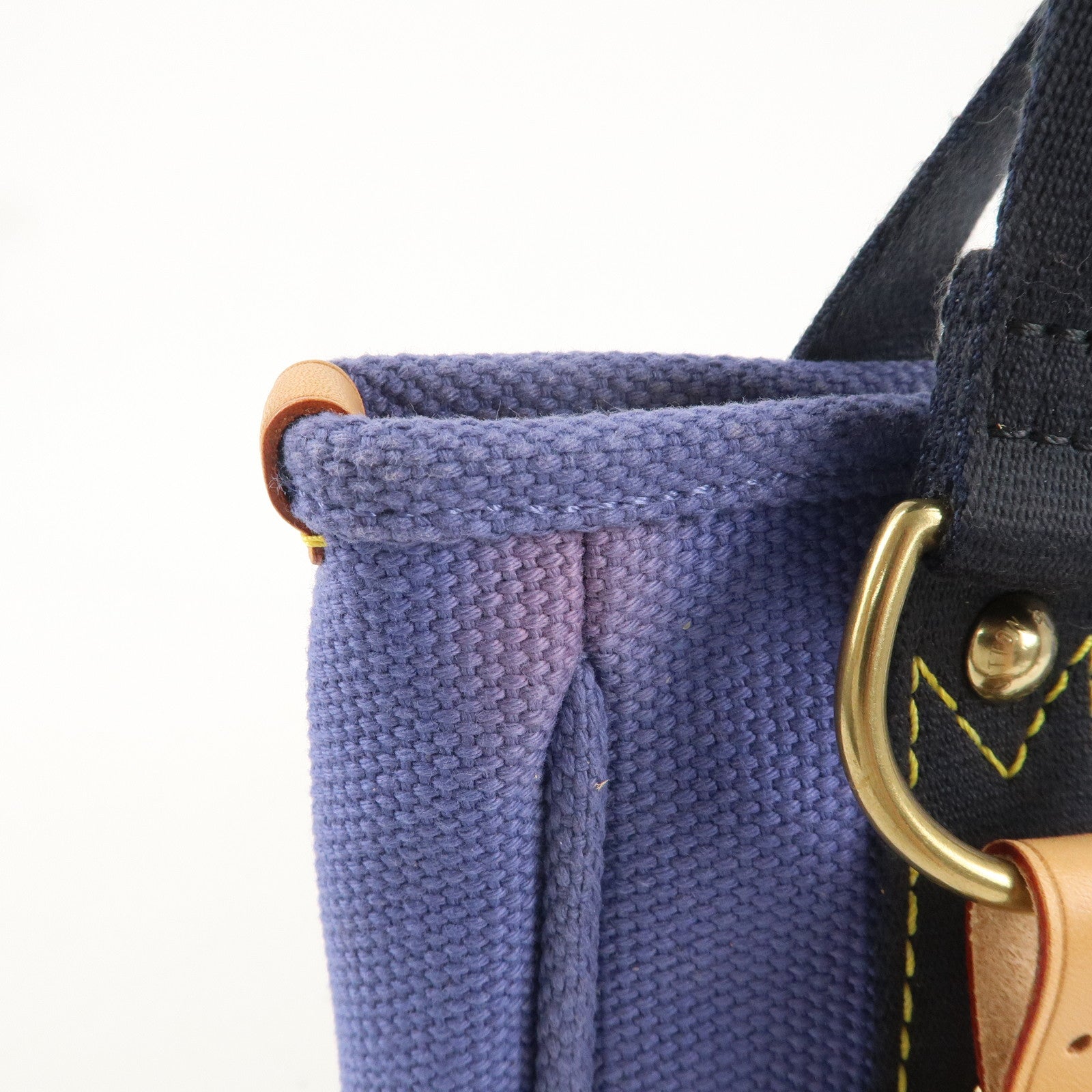 LO-LV bags 4052